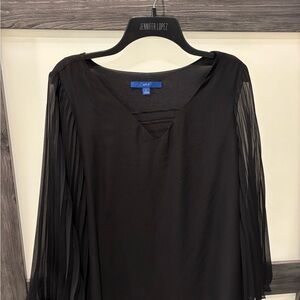 Apt. 9 Black blouse with flouncy pleated sleeves